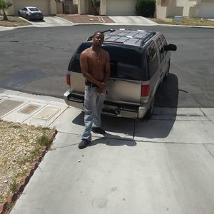 Meet your Posher, Emmanuel